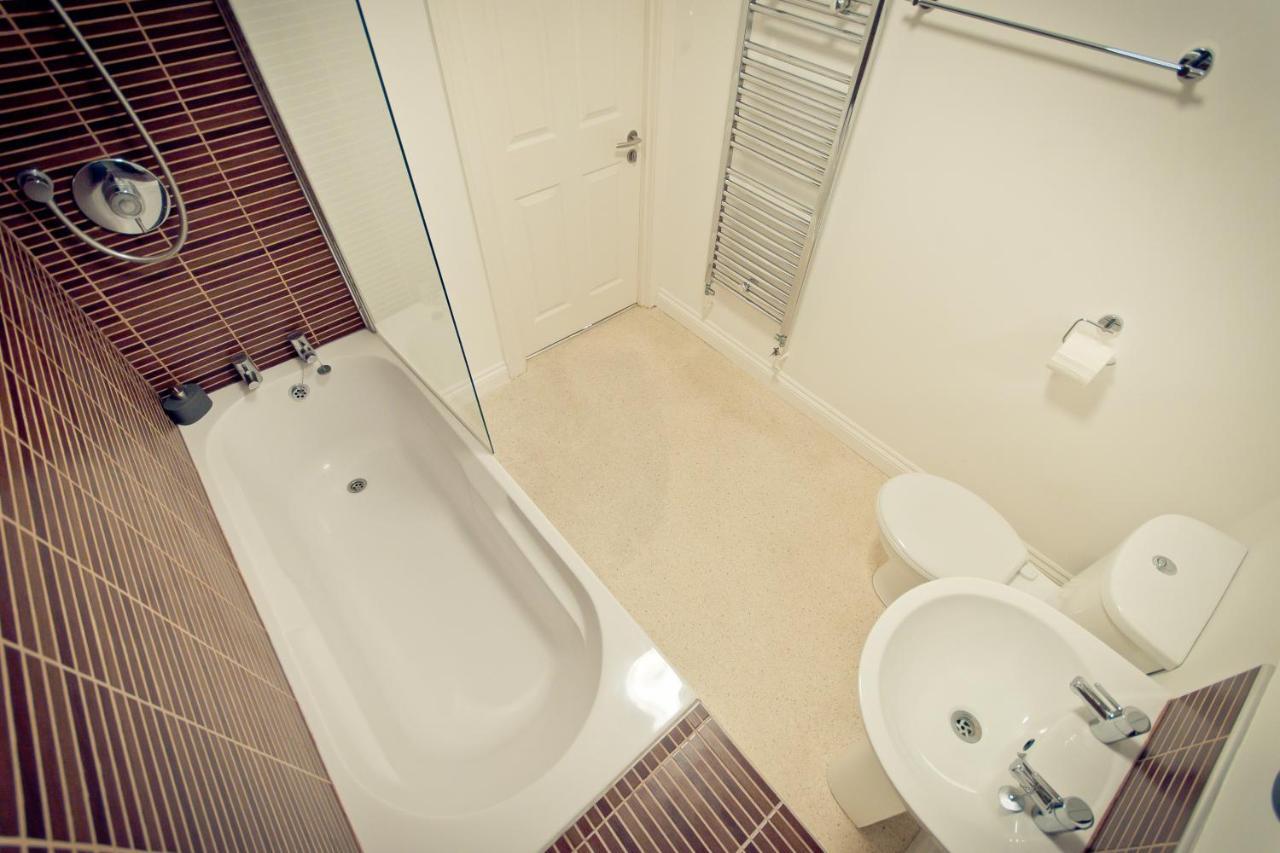 Top View 2 Bedroom Apartments Plymouth Extérieur photo