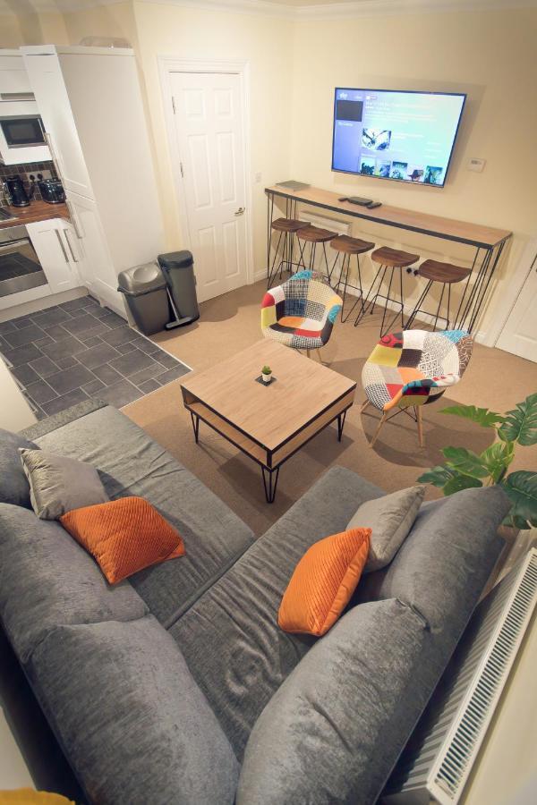 Top View 2 Bedroom Apartments Plymouth Extérieur photo