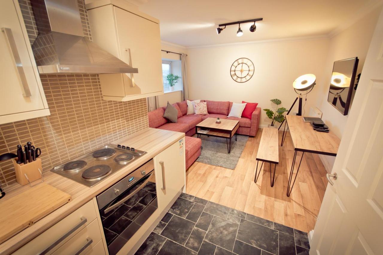 Top View 2 Bedroom Apartments Plymouth Extérieur photo