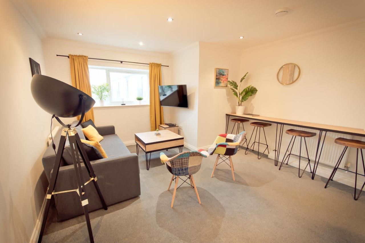 Top View 2 Bedroom Apartments Plymouth Extérieur photo