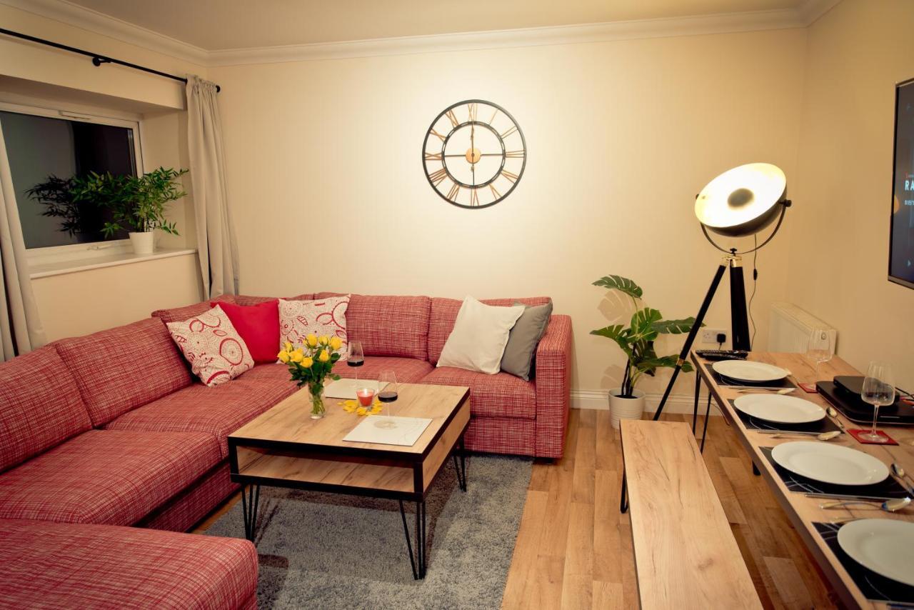 Top View 2 Bedroom Apartments Plymouth Extérieur photo