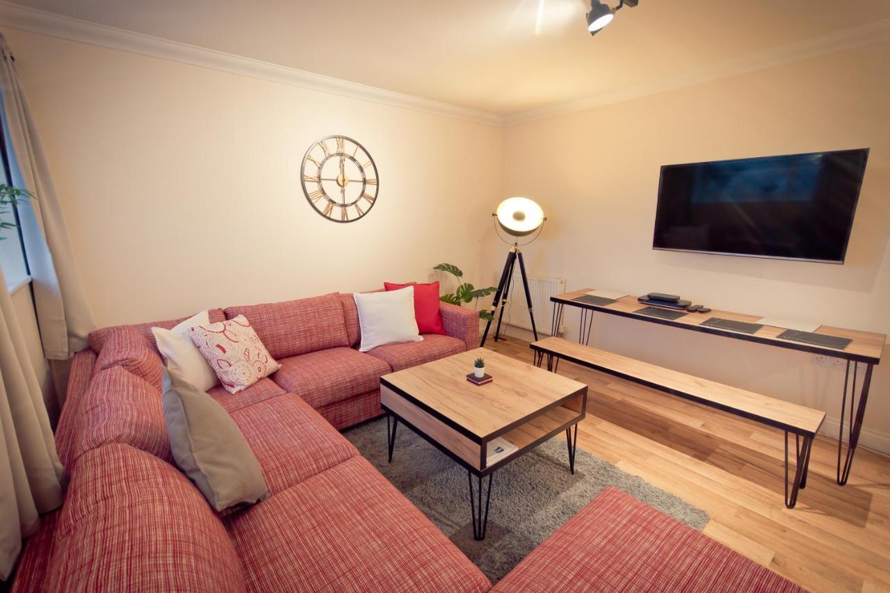 Top View 2 Bedroom Apartments Plymouth Extérieur photo
