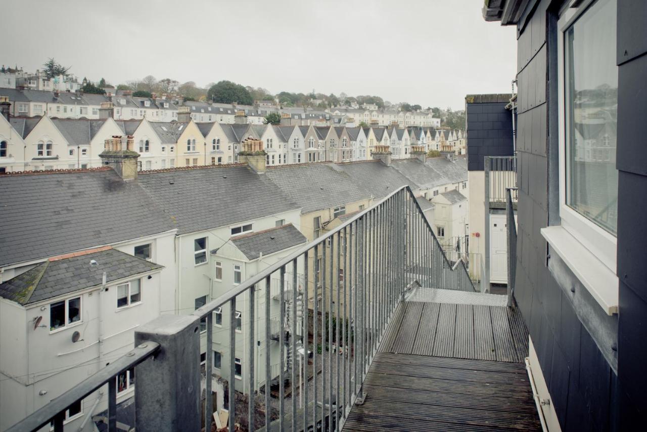 Top View 2 Bedroom Apartments Plymouth Extérieur photo