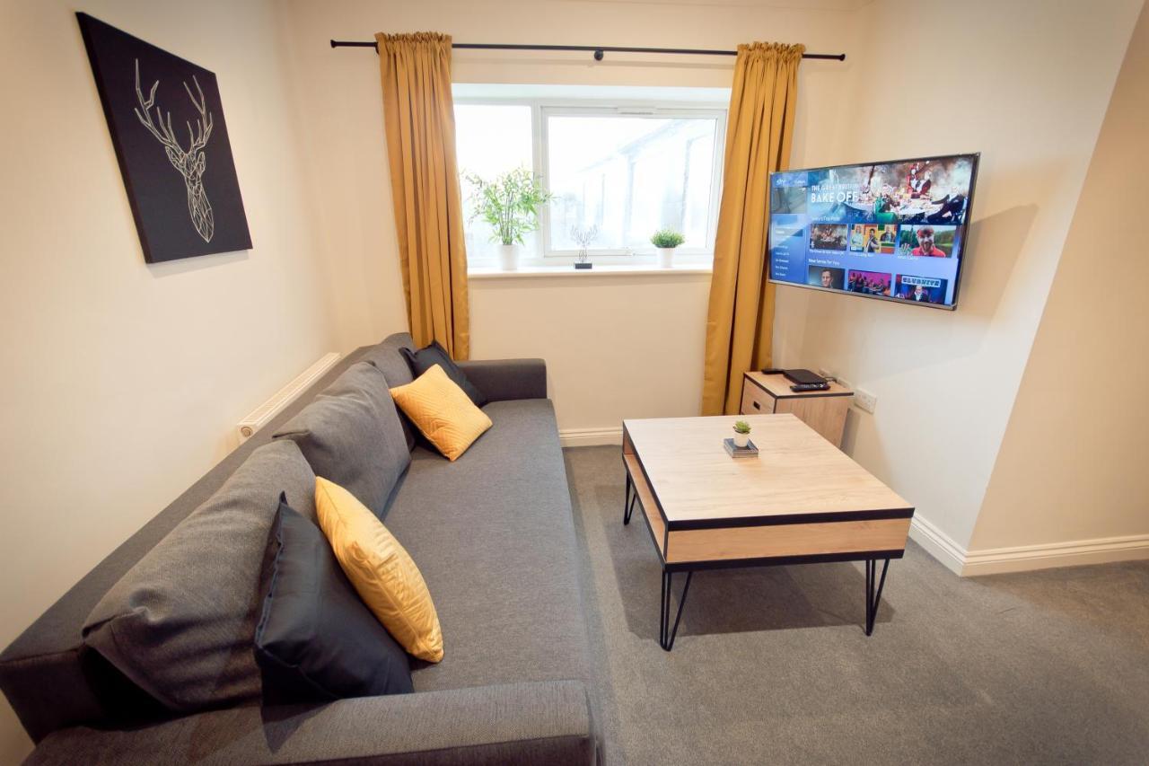 Top View 2 Bedroom Apartments Plymouth Extérieur photo