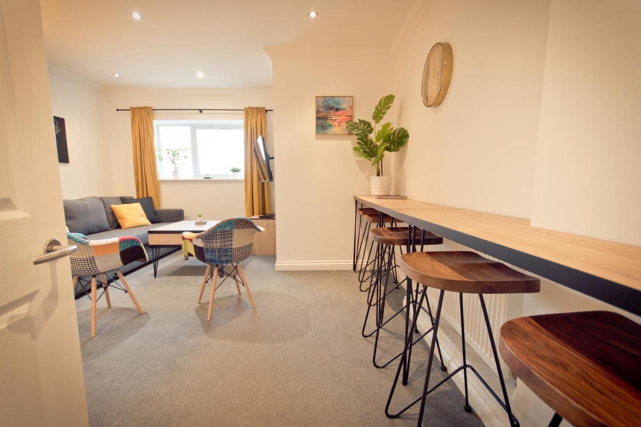 Top View 2 Bedroom Apartments Plymouth Extérieur photo